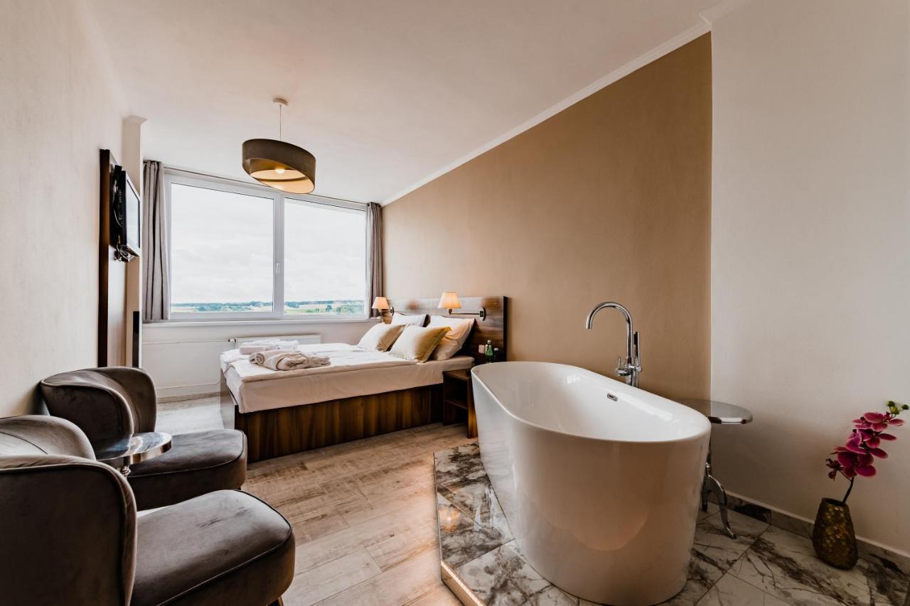 Hotel Palcat Tabor Ngoại thất bức ảnh