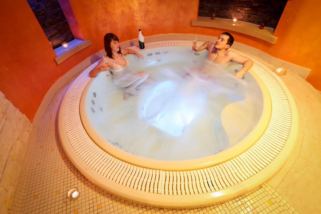 Hotel Palcat Tabor Ngoại thất bức ảnh